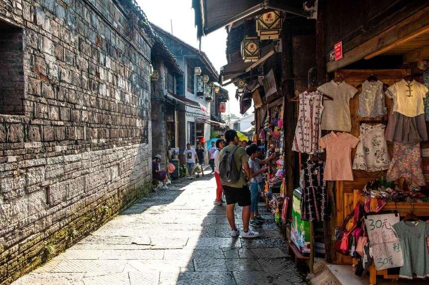 发现乐趣,尽在女朋友怎么哄男朋友呢?红迪网